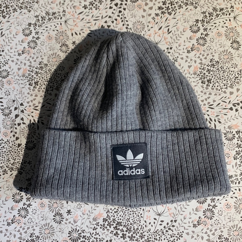Adidas beanie